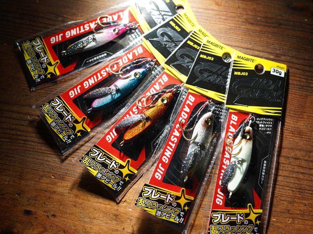 Owner Toujiro 40 Metal Jig – Zebra Candy Lure For Lightshore Jigging